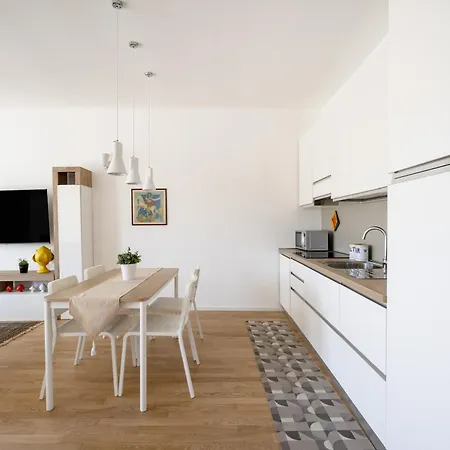 Loft Mare Seafront Modern דירה