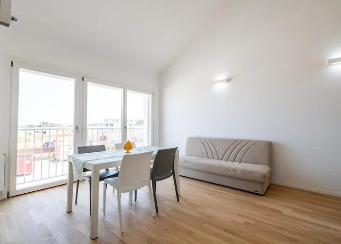 Loft Mare Seafront Modern * בארי