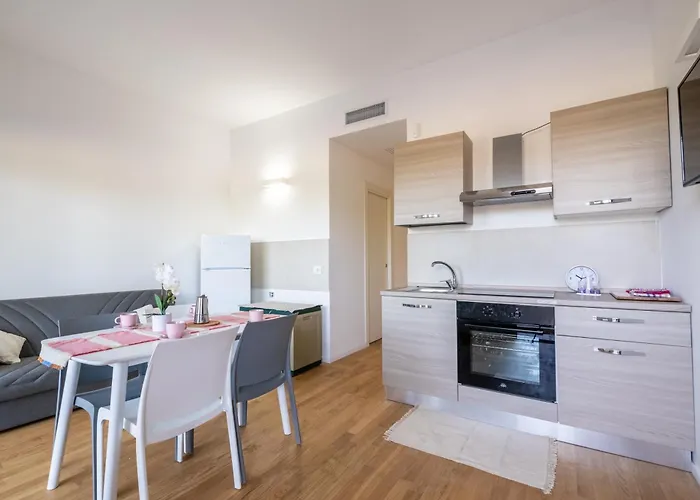 Loft Mare Seafront Modern דירה *