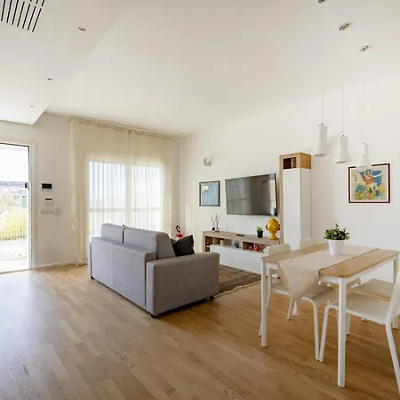 Loft Mare Seafront Modern 公寓