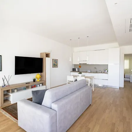 Loft Mare Seafront Modern 巴里