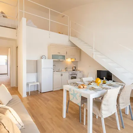 Loft Mare Seafront Modern Apartament