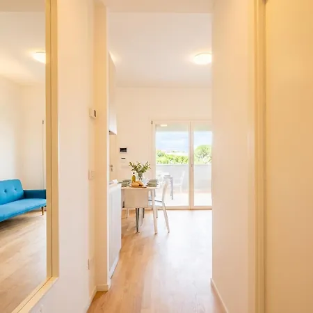 Loft Mare Seafront Modern Apartament *