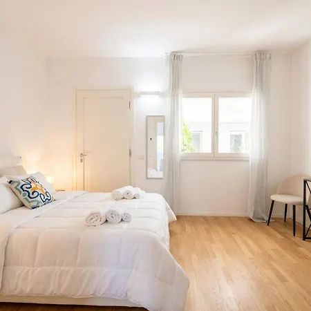 Apartament Loft Mare Seafront Modern Bari